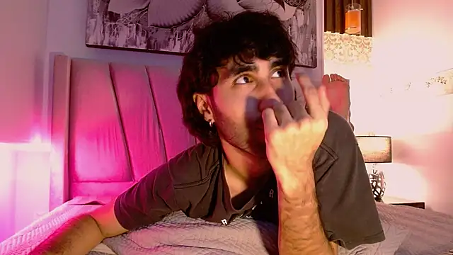 MilanZaire online show from 30, 12, 2024