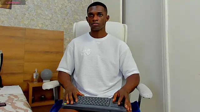 nicolaskan online show from 17, 12, 2024