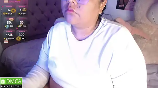 KittyHot20 online show from 6, 3, 2025