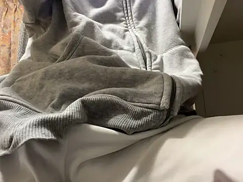 Snapshot of lkun9 chatting on 9, 12, 2024 lkun9 online show from 9, 12, 2024