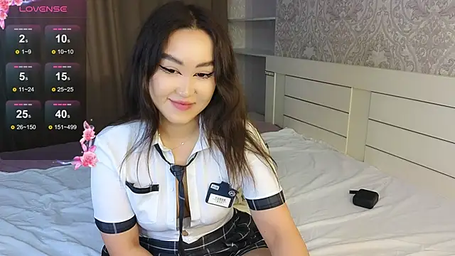 Diana Moon  online show from 19, 5, 2026