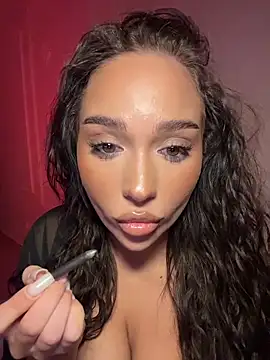 Snapshot of CardiSweetBaby chatting on 26, 4, 2026 CardiSweetBaby online show from 26, 4, 2026