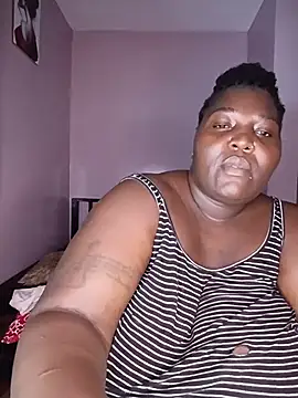 Snapshot of African_Bigass chatting on 7, 7, 2026 African Bigass online show from 7, 7, 2026