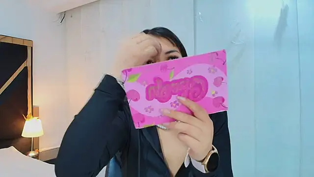 lina bedoya  online show from 15, 1, 2026