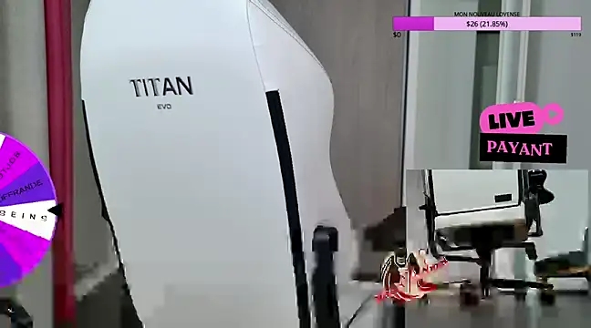 Snapshot of MissSweetYumi chatting on 5, 12, 2024 MissSweetYumi online show from 5, 12, 2024