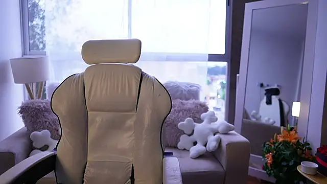 SaraParisi online show from 13, 3, 2025