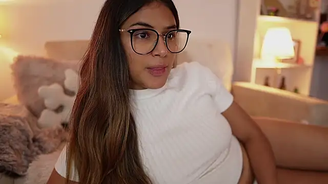 SaraParisi online show from 8, 2, 2026