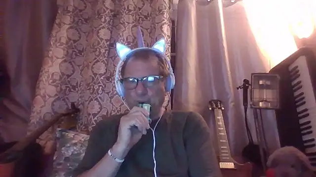 coryassman online show from 21, 7, 2026
