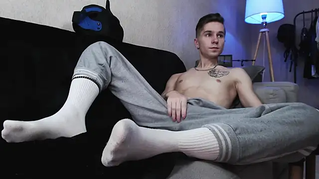 Snapshot of Joseph__Quinn chatting on 16, 11, 2025 Joseph Quinn online show from 16, 11, 2025