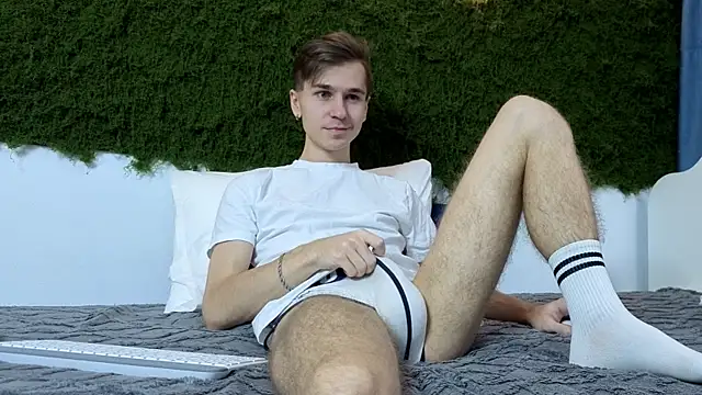 Snapshot of Joseph__Quinn chatting on 28, 11, 2025 Joseph Quinn online show from 28, 11, 2025