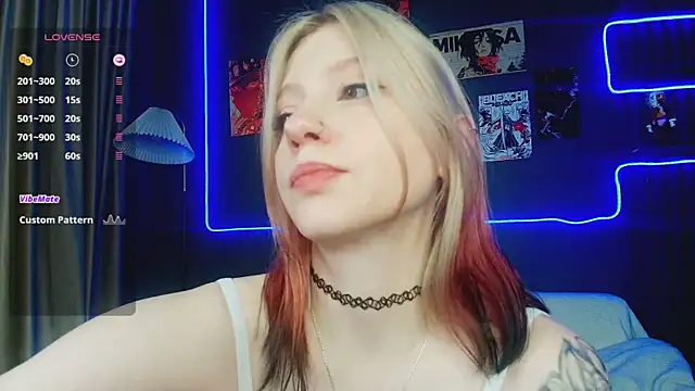 Snapshot of arielabradberry chatting on 25, 3, 2026 arielabradberry online show from 25, 3, 2026