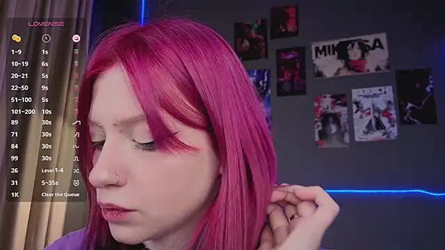 Snapshot of arielabradberry chatting on 4, 4, 2026 arielabradberry online show from 4, 4, 2026