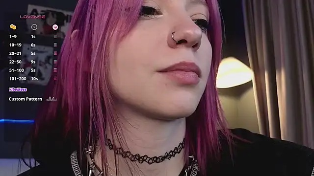 Snapshot of arielabradberry chatting on 14, 4, 2026 arielabradberry online show from 14, 4, 2026