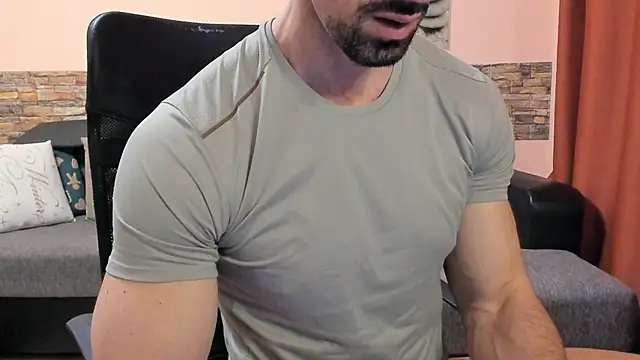 HotHunkTrainer online show from 24, 5, 2026
