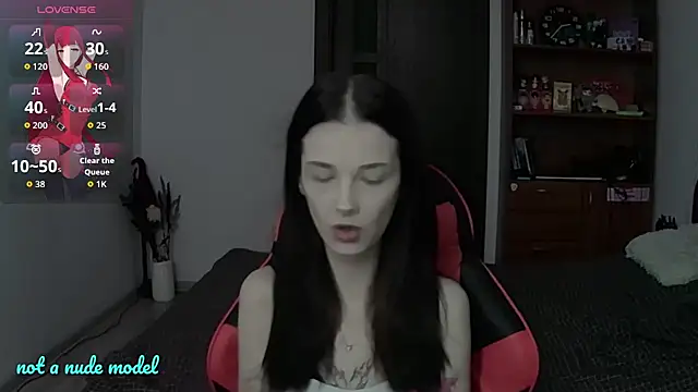 Snapshot of Miya_Dream_UKR chatting on 22, 11, 2025 Miya Dream UKR online show from 22, 11, 2025