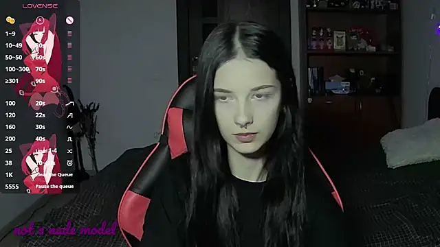 Snapshot of Miya_Dream_UKR chatting on 1, 2, 2026 Miya Dream UKR online show from 1, 2, 2026