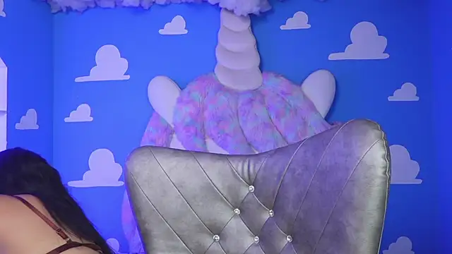 miss romyna online show from 22, 12, 2025