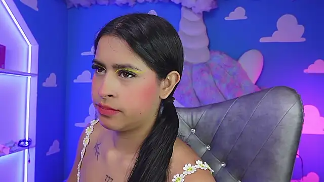 miss romyna online show from 19, 1, 2026