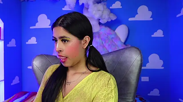 Snapshot of miss_romyna chatting on 6, 5, 2026 miss romyna online show from 6, 5, 2026