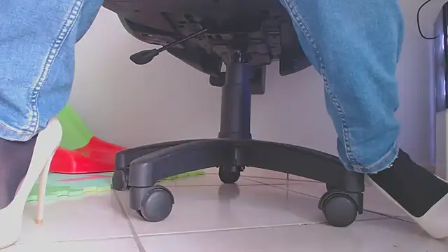 Snapshot of angeldevil193 chatting on 20, 2, 2025 angeldevil193 online show from 20, 2, 2025