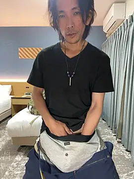 Katakuriko-Denpun online show from 27, 10, 2025