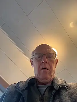 Snapshot of martxxxxx chatting on 6, 3, 2026 martxxxxx online show from 6, 3, 2026