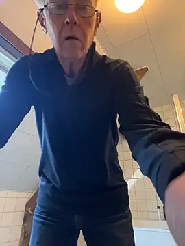 Snapshot of martxxxxx chatting on 18, 3, 2026 martxxxxx online show from 18, 3, 2026