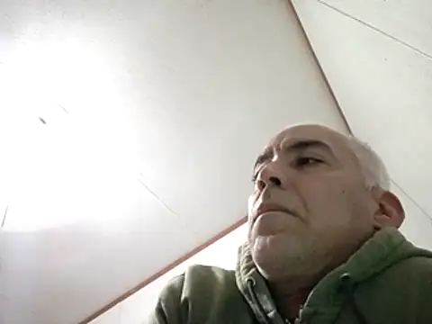 Xoc8  online show from 15, 12, 2025