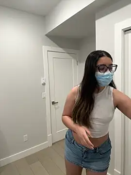 Snapshot of jAsMinE678 chatting on 9, 4, 2026 jAsMinE678 online show from 9, 4, 2026