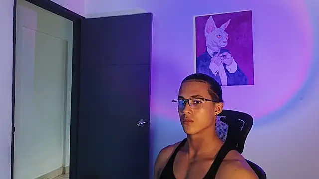 Snapshot of alejo_x3 chatting on 14, 4, 2026 alejo x3 online show from 14, 4, 2026