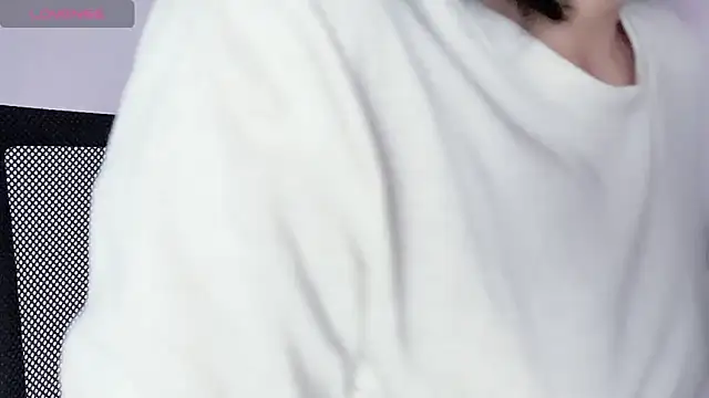 Baenee online show from 25, 10, 2025