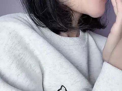 Baenee online show from 3, 12, 2025