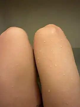 Snapshot of matu050556 chatting on 14, 11, 2025 matu050556 online show from 14, 11, 2025