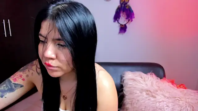 Snapshot of AilynRed chatting on 14, 12, 2024 AilynRed online show from 14, 12, 2024