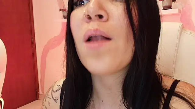 Snapshot of AilynRed chatting on 21, 2, 2025 AilynRed online show from 21, 2, 2025