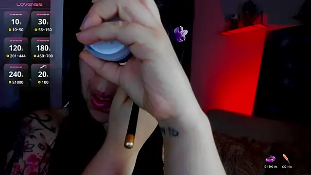Snapshot of AilynRed chatting on 26, 7, 2026 AilynRed online show from 26, 7, 2026
