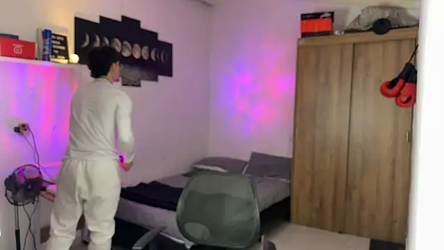 Kisan Smith online show from 20, 11, 2025