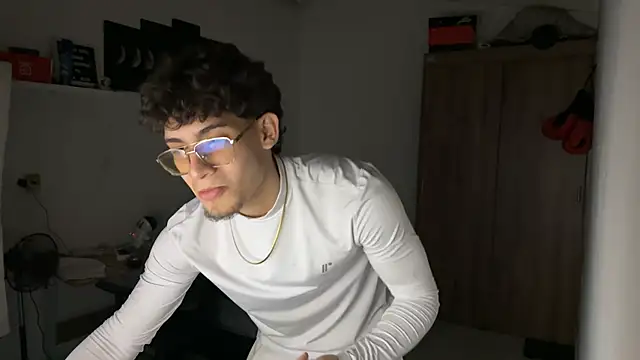 Kisan Smith online show from 21, 11, 2025