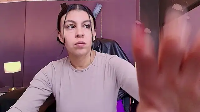 Snapshot of Juliet_Nasty chatting on 13, 3, 2025 Juliet Nasty online show from 13, 3, 2025