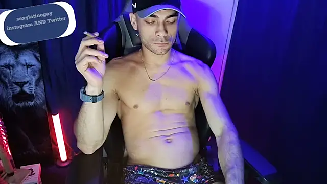 sexyboycolombi4 online show from 8, 3, 2025