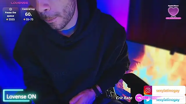sexyboycolombi4 online show from 30, 5, 2026