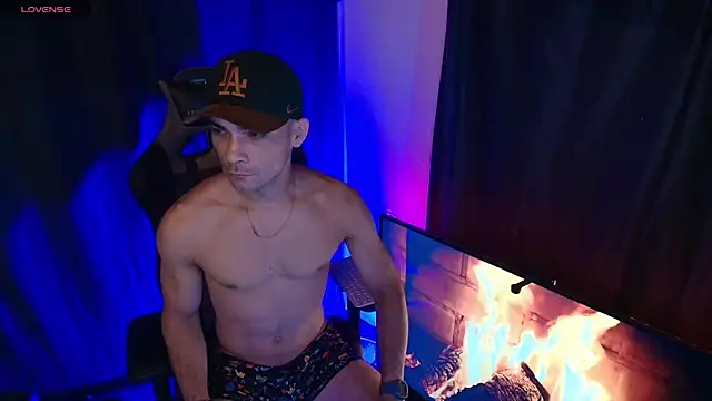 Snapshot of sexyboycolombi4 chatting on 30, 6, 2026 sexyboycolombi4 online show from 30, 6, 2026