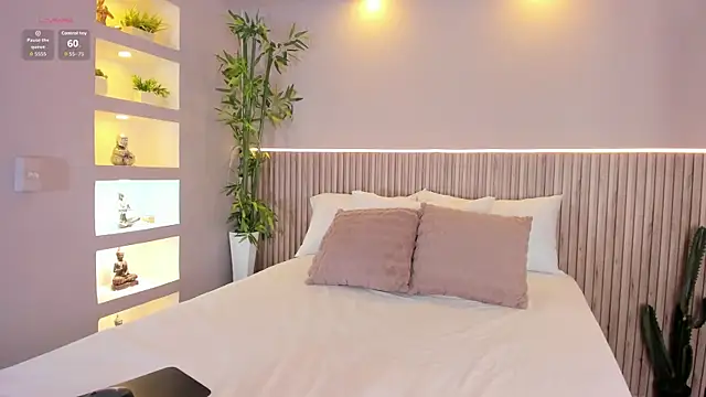 EmmilyCollson online show from 20, 12, 2025