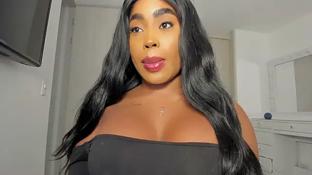 Snapshot of charlotte_tiller chatting on 21, 4, 2026 charlotte tiller online show from 21, 4, 2026