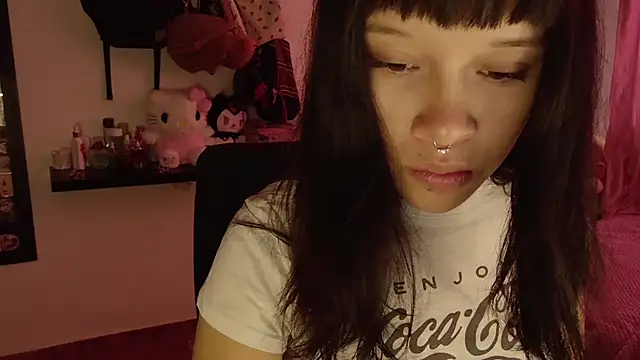 Snapshot of Marceline_0 chatting on 13, 12, 2024 Marceline 0 online show from 13, 12, 2024