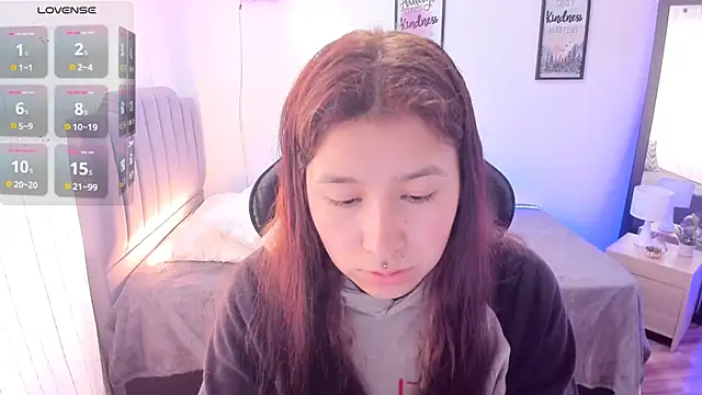 Amy joones online show from 6, 3, 2025