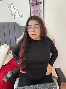 Amy joones online show from 27, 2, 2026