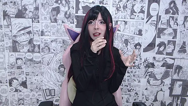 Snapshot of Miahparker chatting on 7, 4, 2026 Miahparker online show from 7, 4, 2026