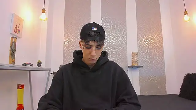 Nikolay Gregori online show from 3, 11, 2025