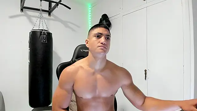 Snapshot of dan01_ chatting on 23, 4, 2026 dan01 online show from 23, 4, 2026